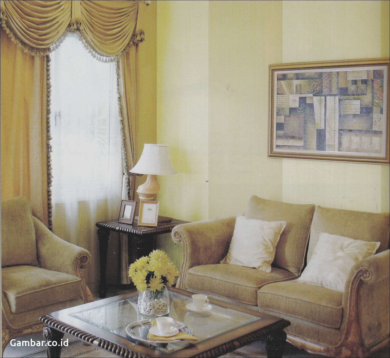 model wallpaper dinding ruang tamu,living room,room,furniture,interior design,curtain