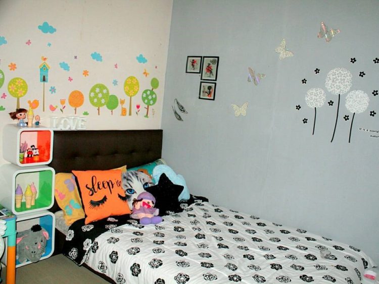 harga fondos de pantalla encuadernación kamar anak perempuan,dormitorio,habitación,cama,sábana,pared