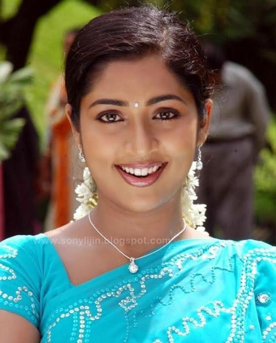 om sakthi wallpaper,hair,hairstyle,smile,sari,photography