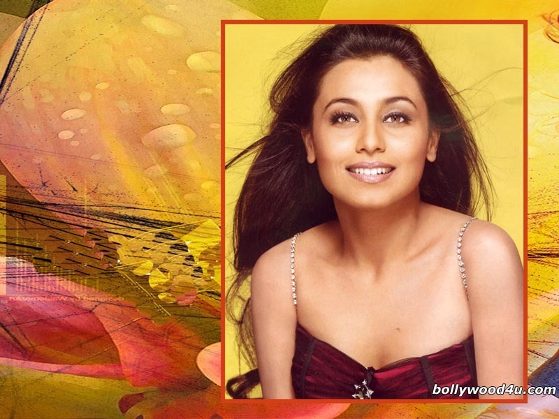 rani mukherjee ka wallpaper,schönheit,gelb,lächeln,fotografie,glücklich