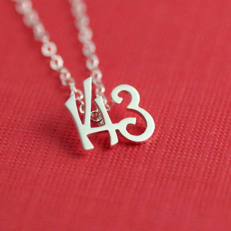 best love wallpaper for whatsapp,pendant,red,necklace,jewellery,fashion accessory