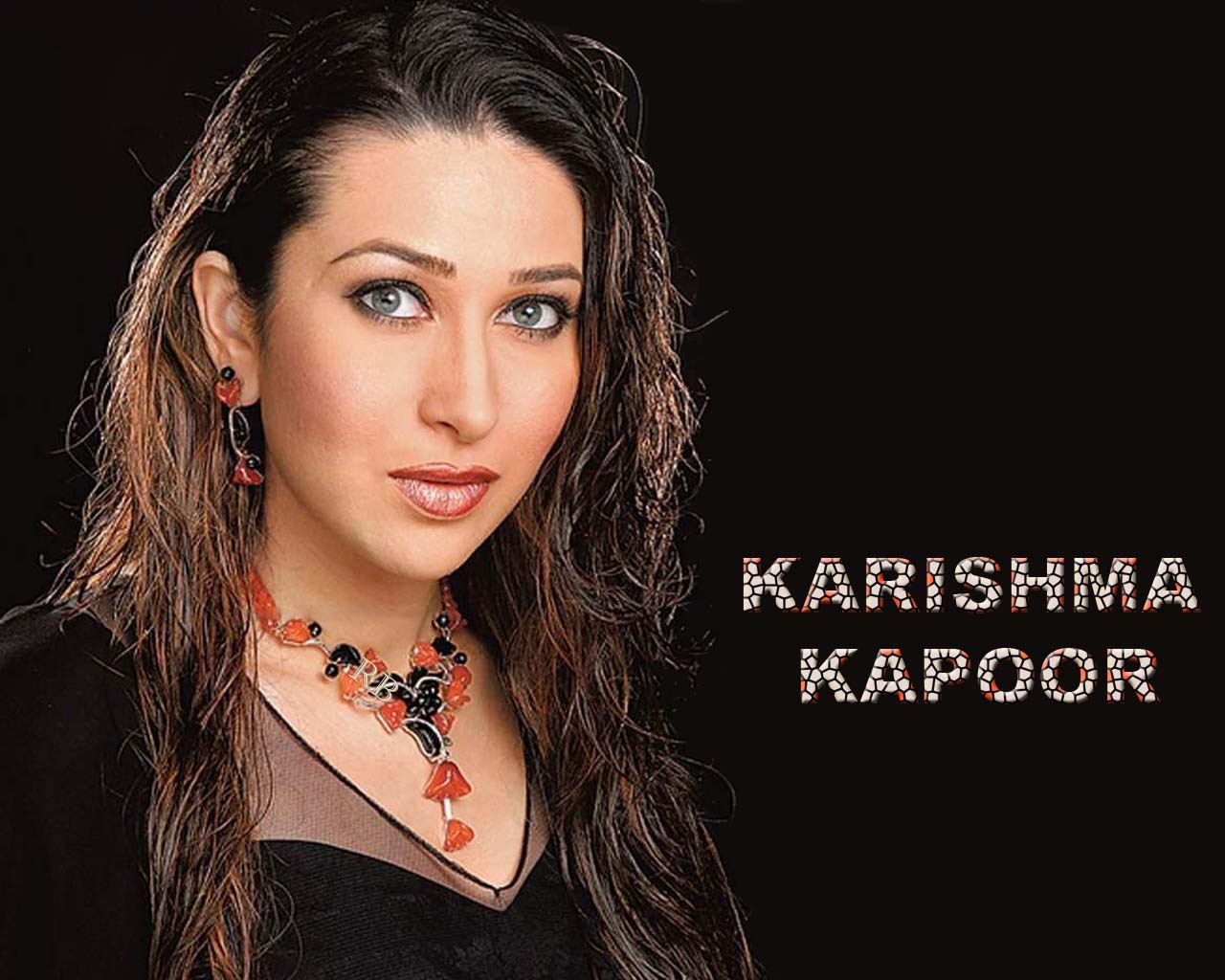 karishma wallpaper,hair,face,eyebrow,chin,beauty
