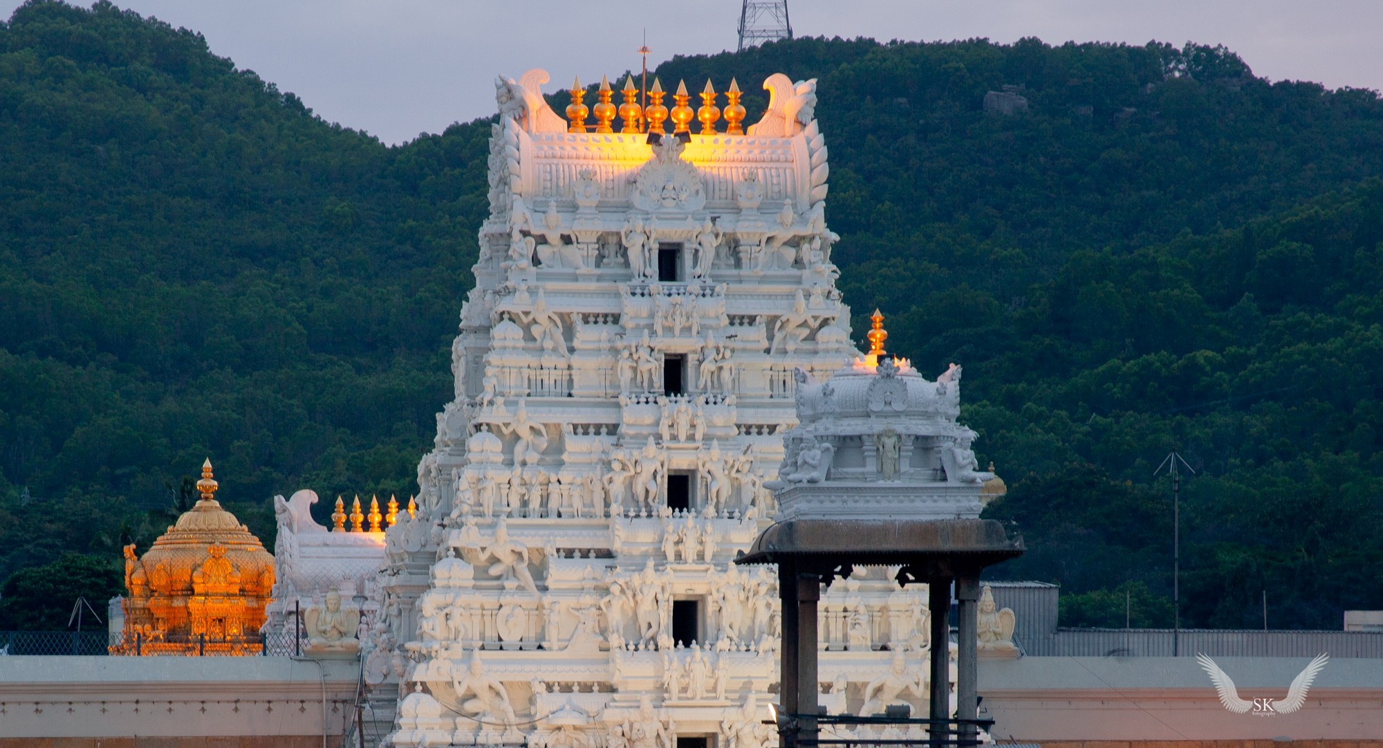 fond d'écran tirumala,temple hindou,temple,lieu de culte,bâtiment,architecture