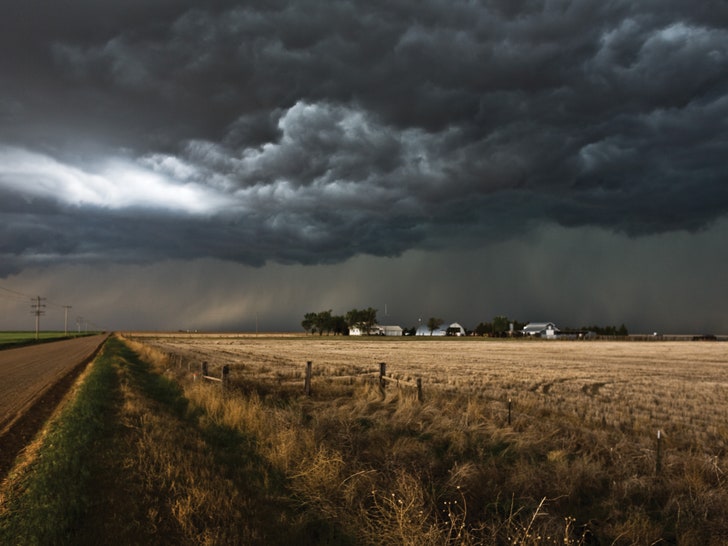 nube live wallpaper,cielo,nube,naturaleza,tormenta,campo