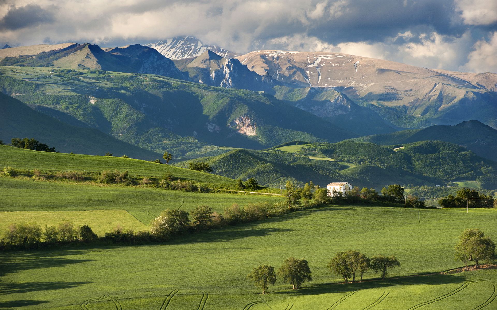 papel pintado italia,montaña,paisaje natural,naturaleza,cordillera,pradera