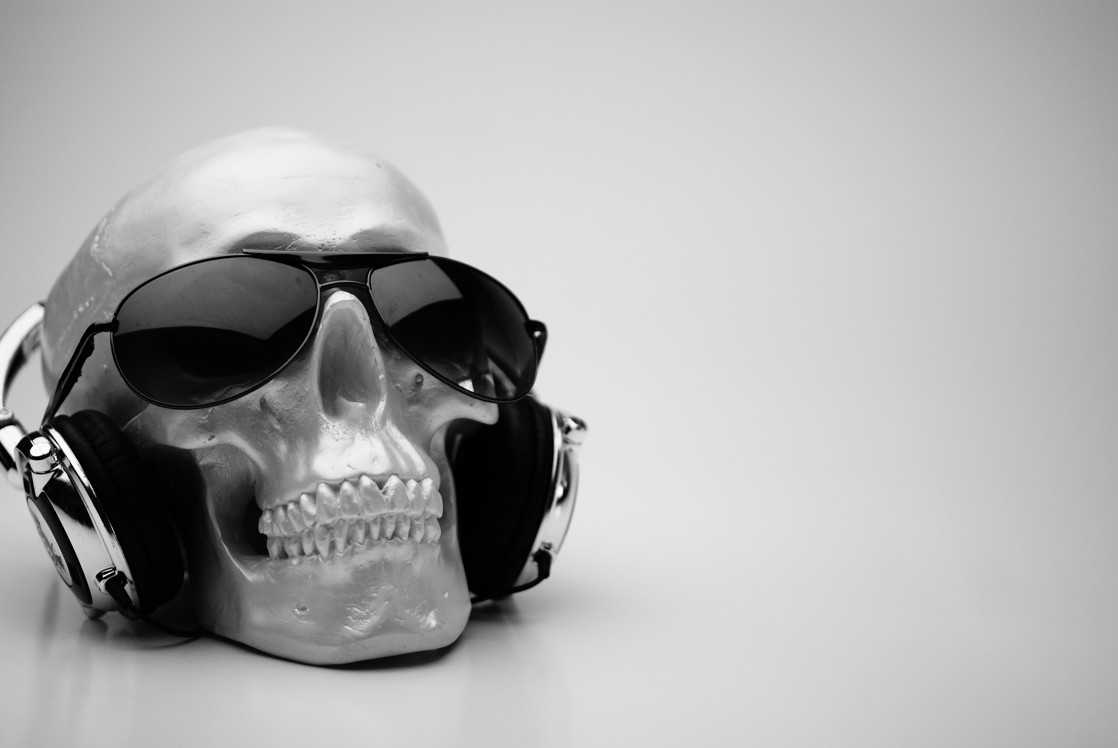 skull head wallpaper,eyewear,white,head,skull,sunglasses