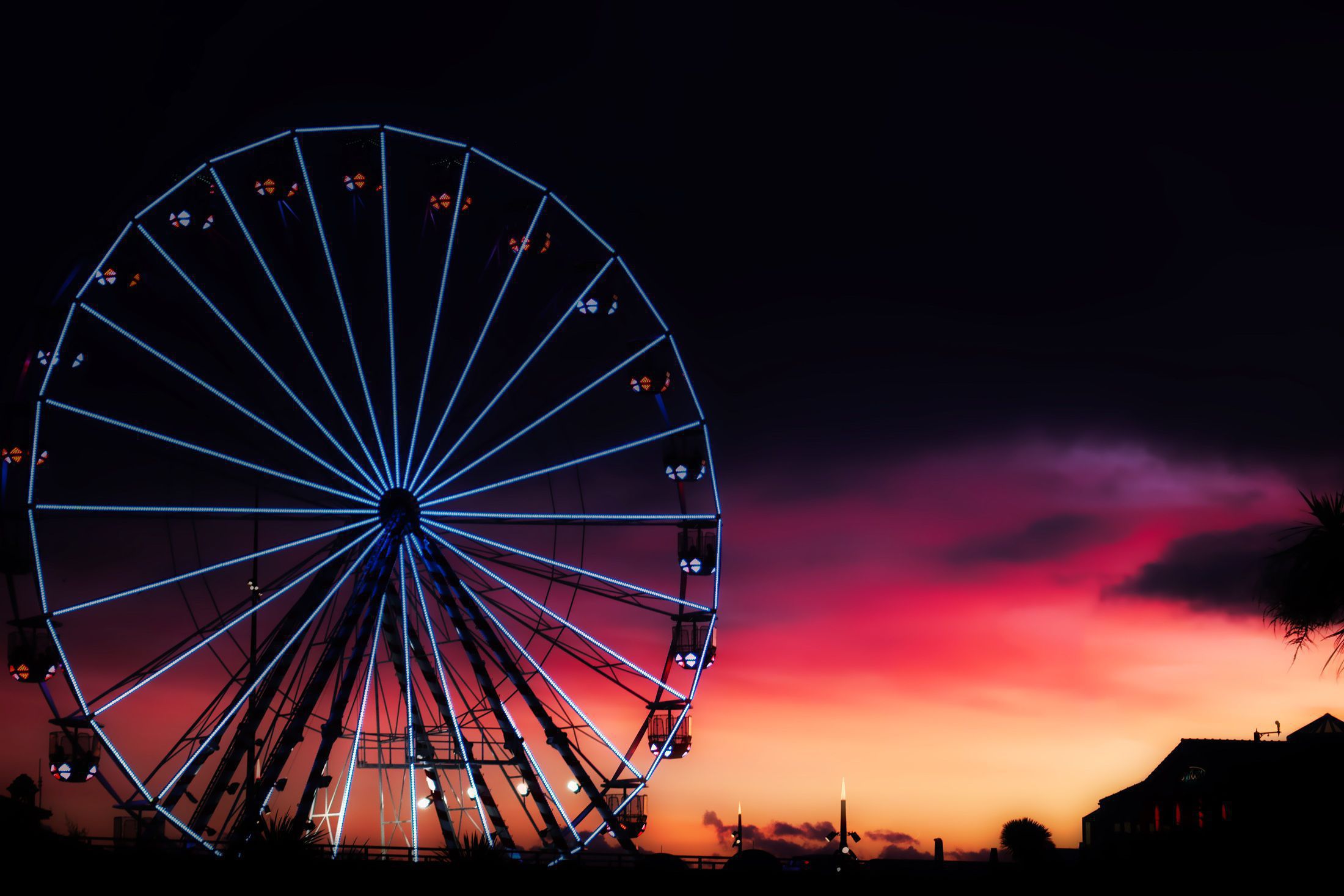 fond d'écran grande roue,grande roue,roue,ciel,attraction touristique,nuit