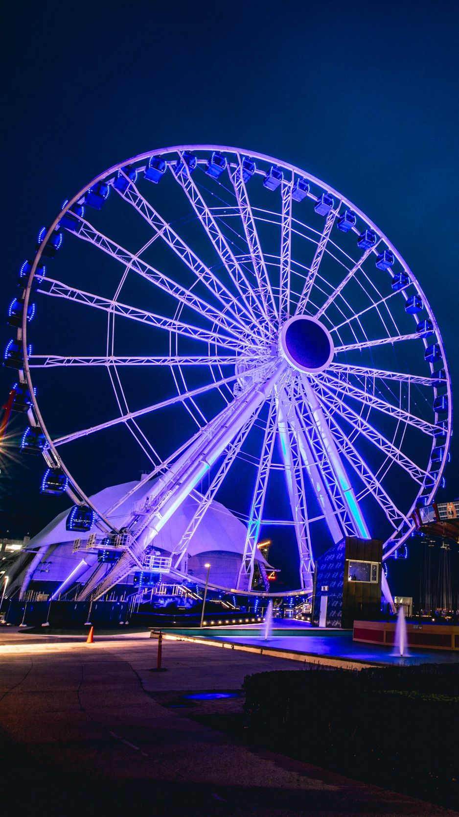 Riesenrad Tapete Riesenrad Touristenattraktion Vergnugungspark Vergnugungsfahrt Licht 684728 Wallpaperuse