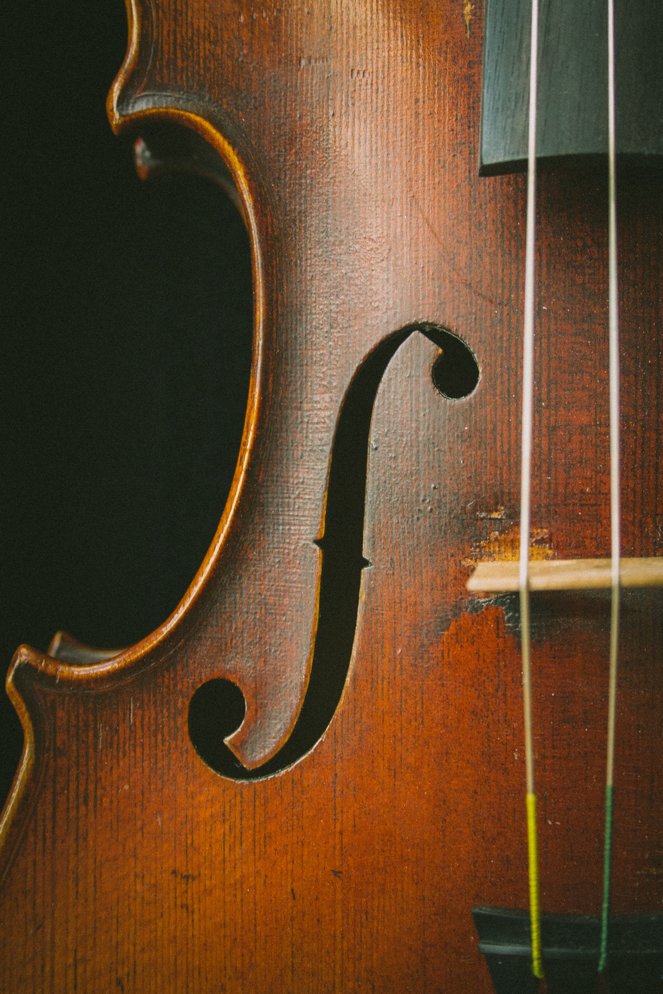 cellotapete,violine,viola,tololoche,musikinstrument