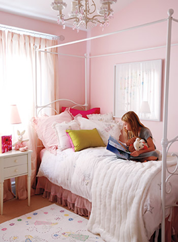 papier peint pastel pour les chambres,chambre,lit,meubles,chambre,rose