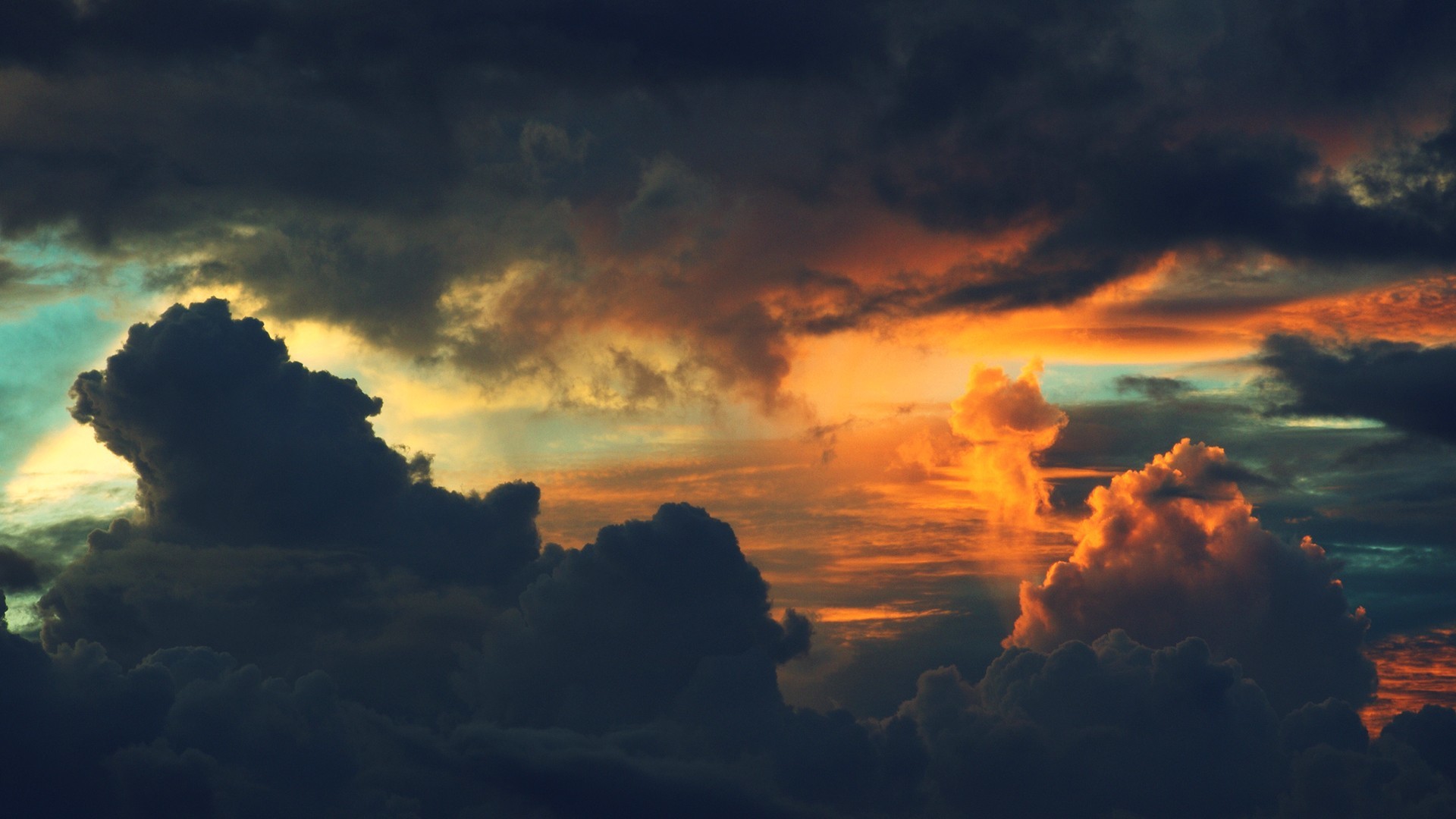 fondo de pantalla de súper alta resolución,cielo,nube,naturaleza,tiempo de día,cúmulo