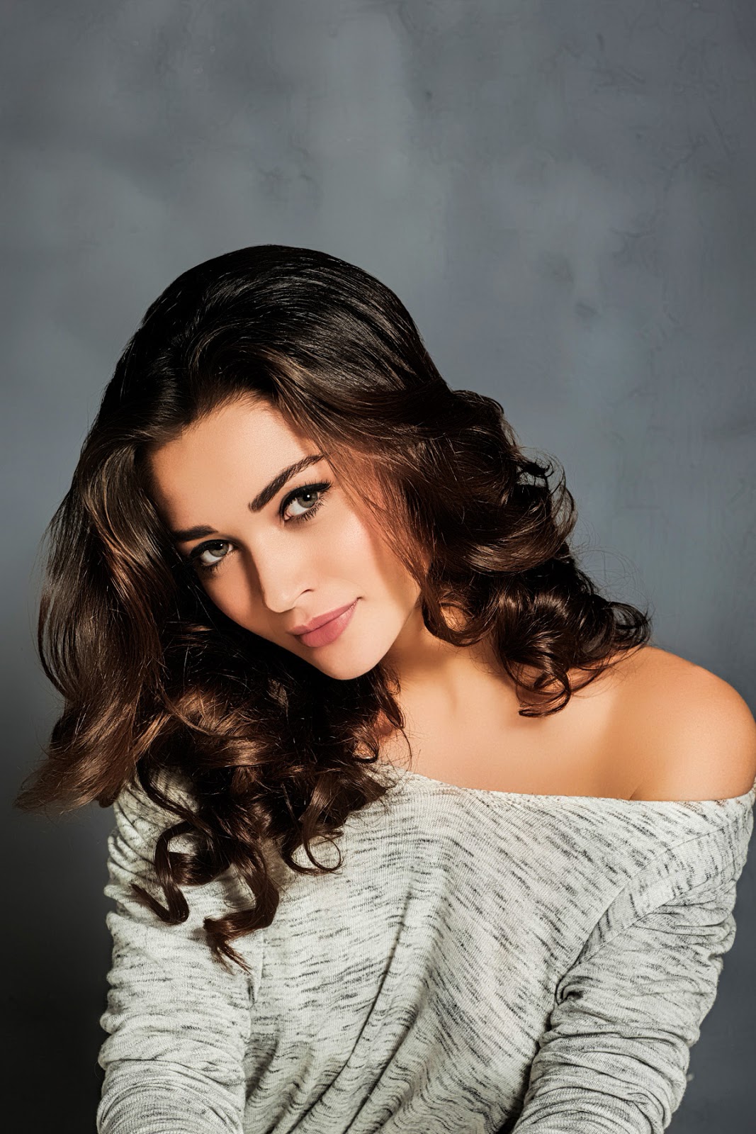 amy jackson wallpaper,hair,hairstyle,photo shoot,beauty,long hair