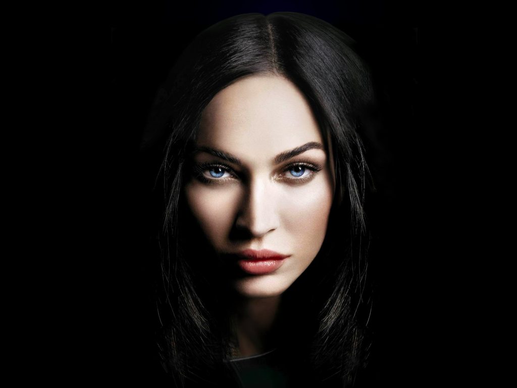 fond d'écran megan fox,visage,cheveux,sourcil,beauté,lèvre