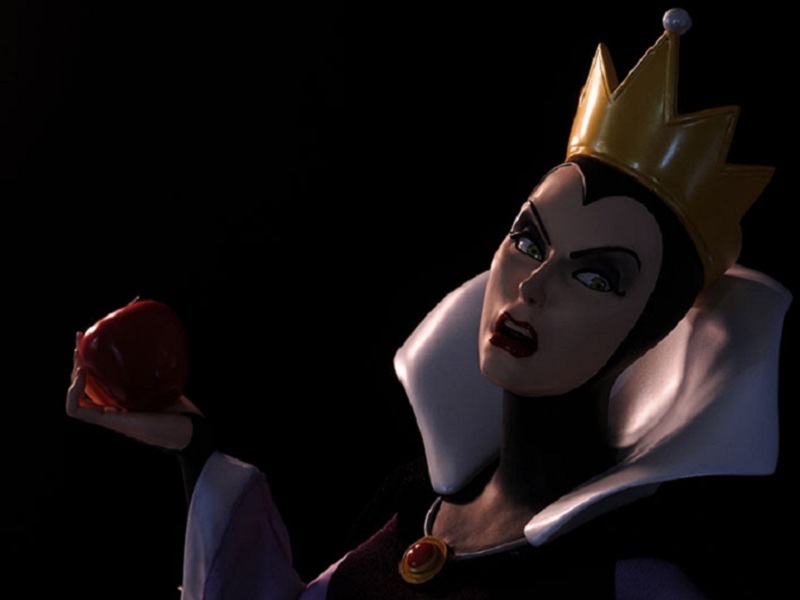 evil queen wallpaper,fictional character,cartoon,supervillain,illustration,darkness