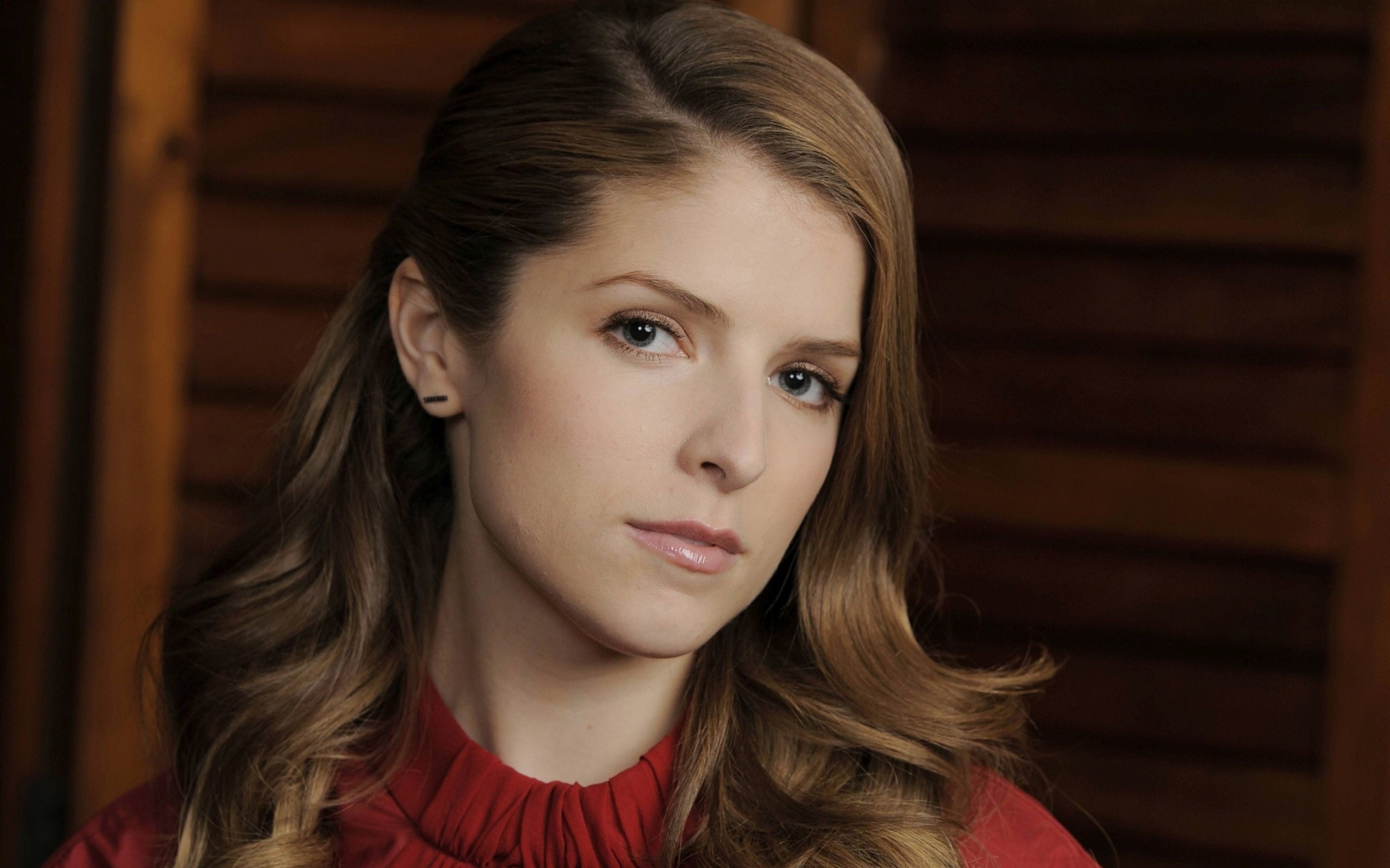 anna kendrick wallpaper,hair,face,hairstyle,lip,eyebrow