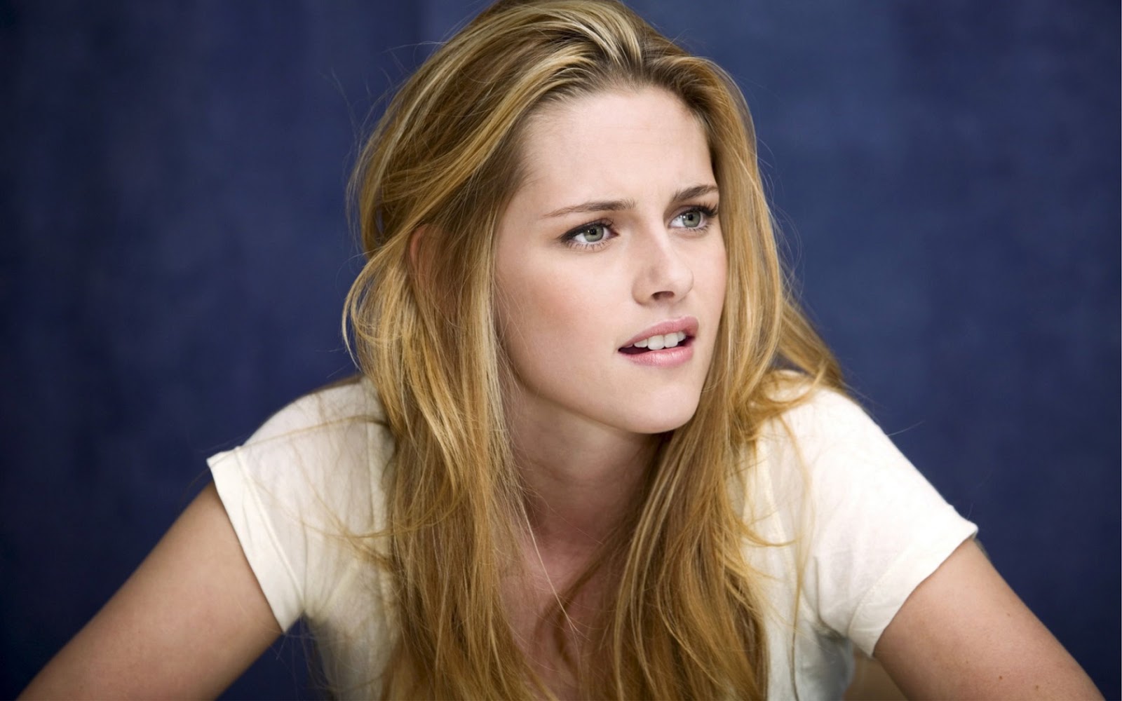 kristen stewart fonds d'écran hd,cheveux,visage,blond,coiffure,beauté