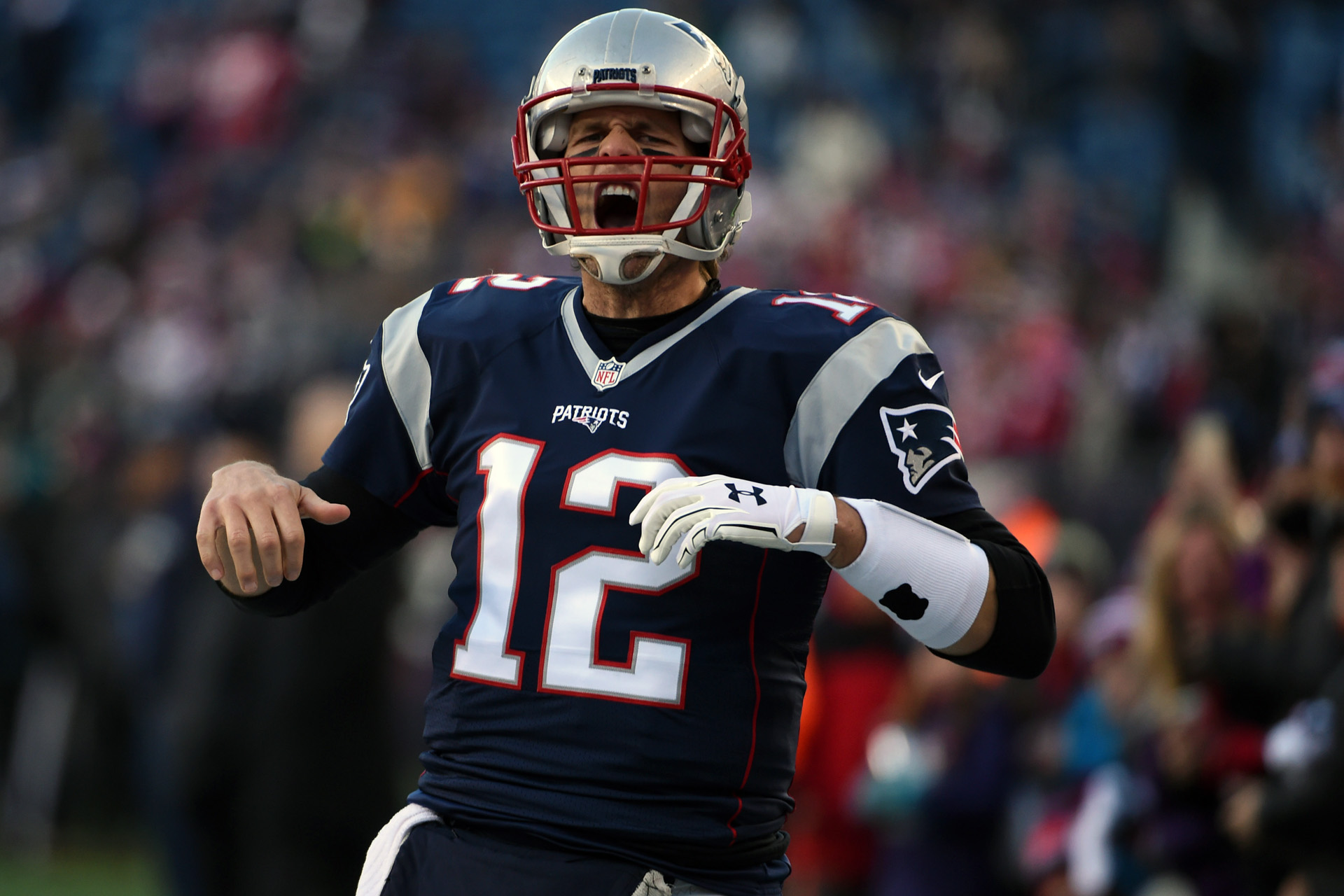 tom brady wallpaper,player,sports gear,helmet,team sport,ball game