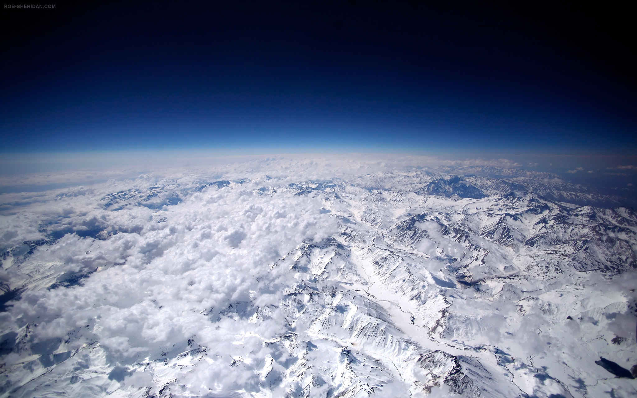 맥북 프로 망막 배경 화면 2880x1800,분위기,하늘,지구,대기권 밖,산맥