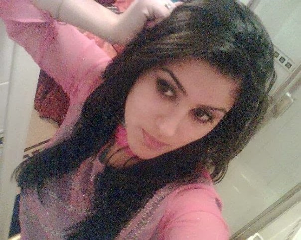 desi girl hd wallpaper,hair,face,eyebrow,hairstyle,selfie