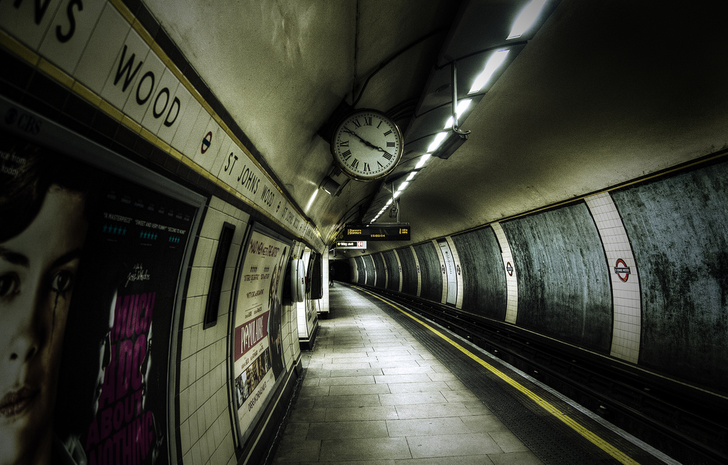 london underground wallpaper,subway,transport,metropolitan area,urban area,metro station