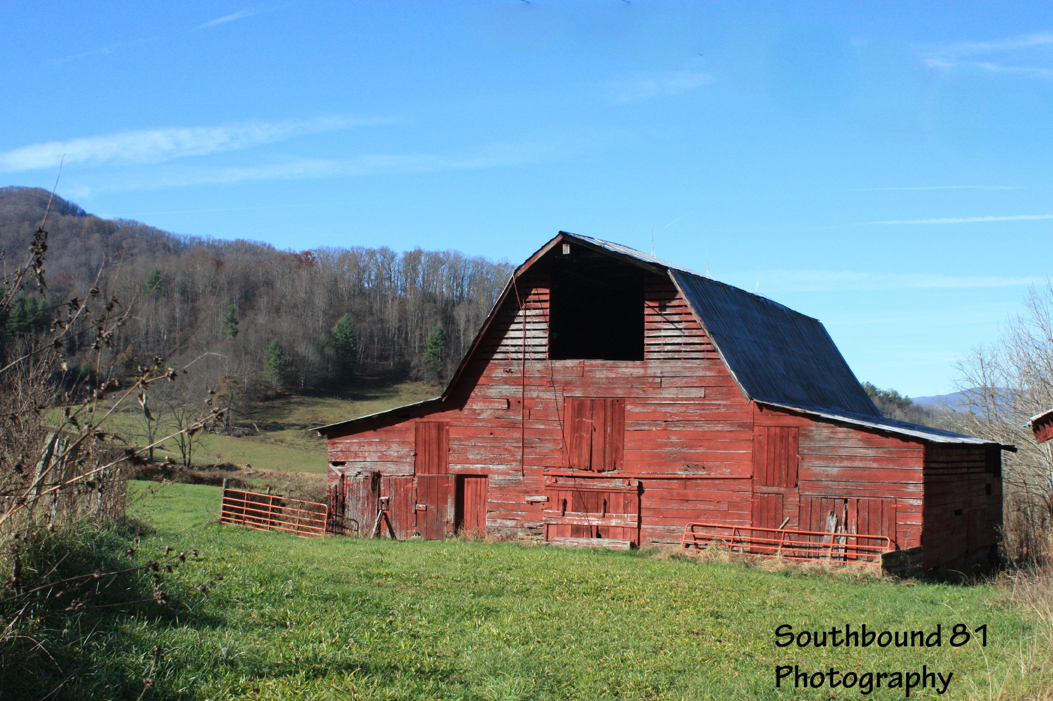 barn wallpaper,barn,property,rural area,farm,house