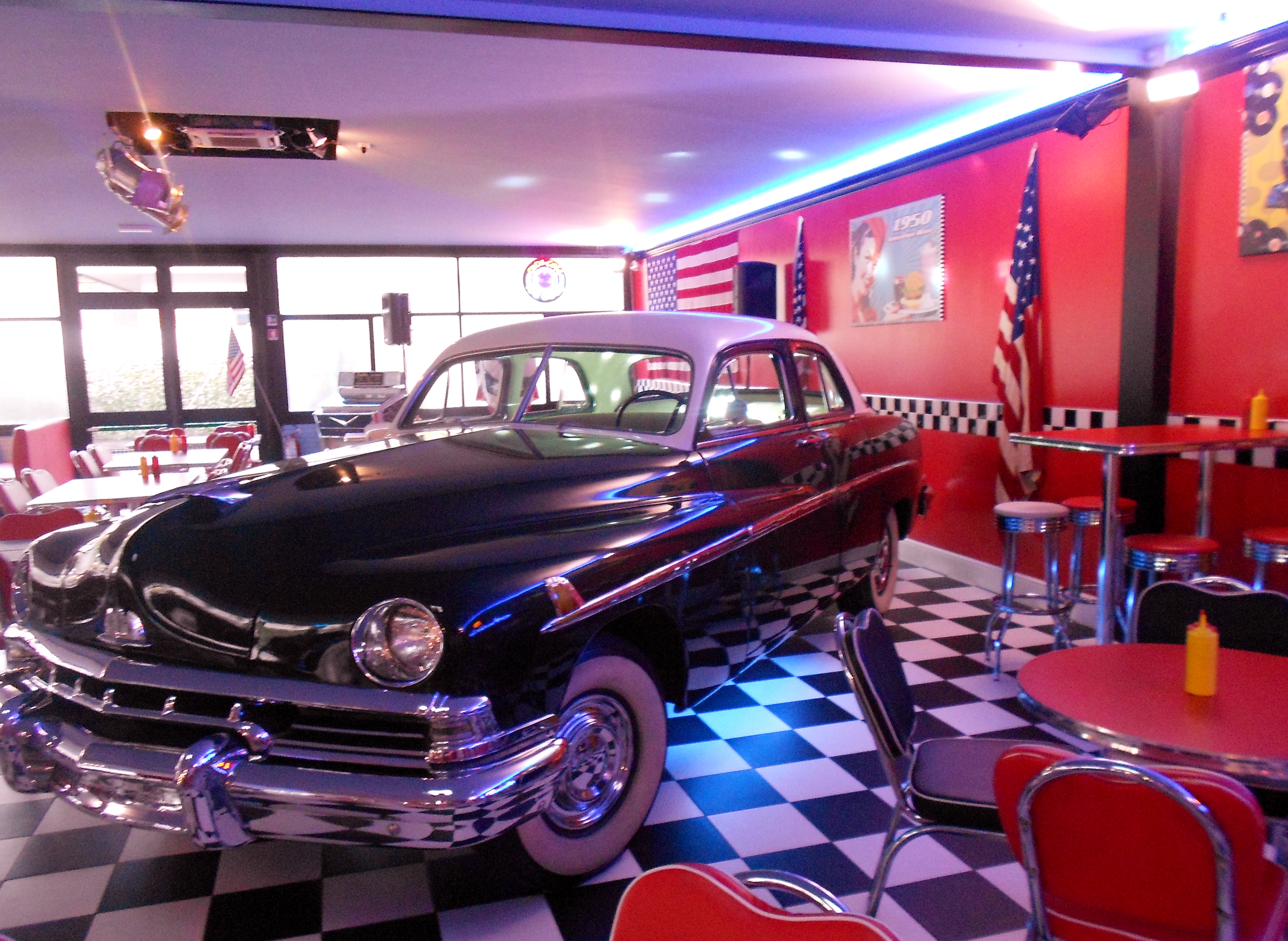 american diner wallpaper,car,classic car,vehicle,motor vehicle,classic