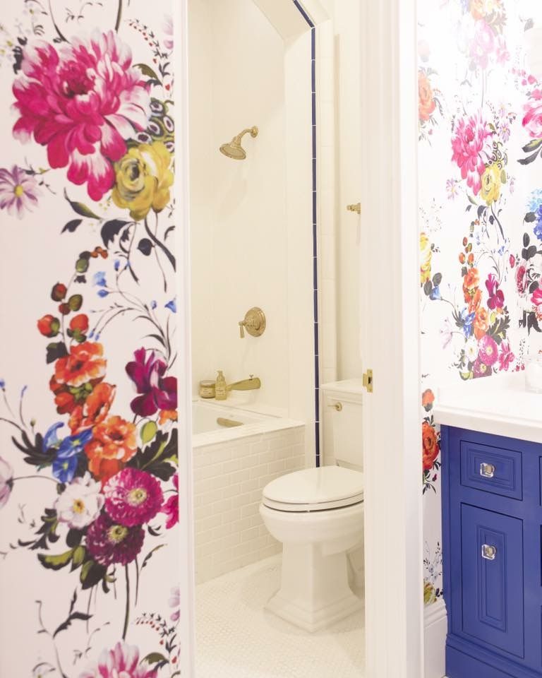 papel tapiz floral baño,baño,habitación,rosado,púrpura,pared