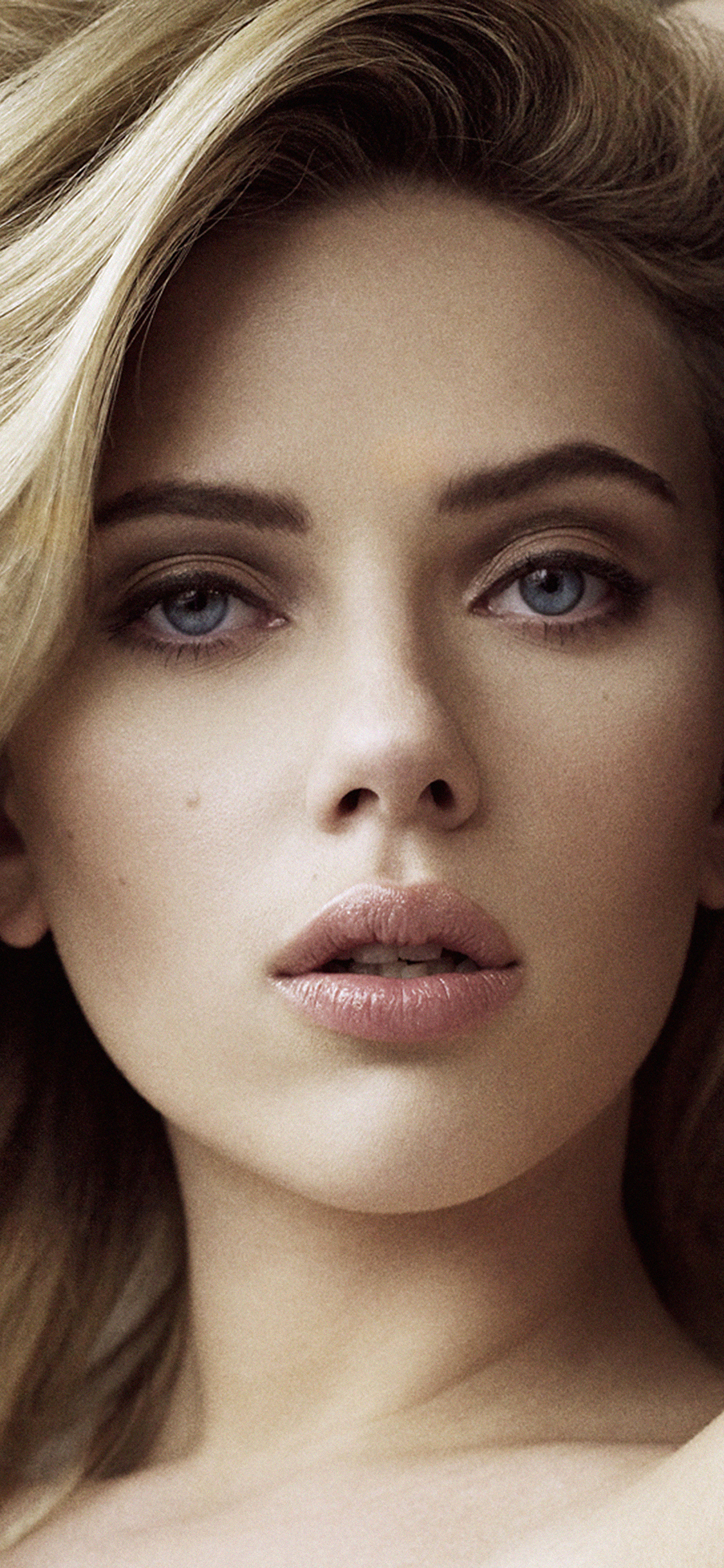 scarlett johansson iphone wallpaper,face,hair,eyebrow,skin,cheek