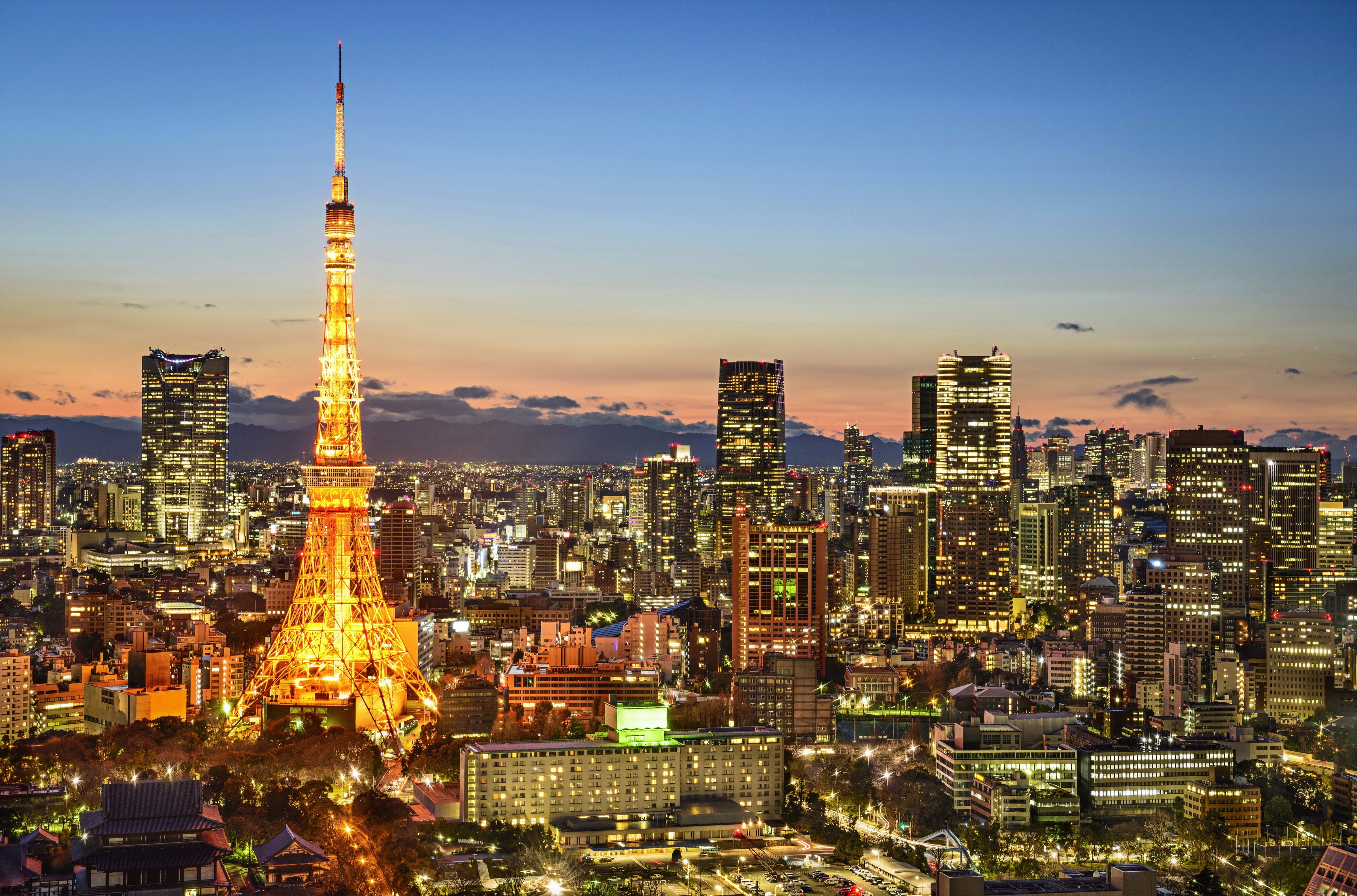 fond d'écran de la tour de tokyo,paysage urbain,zone métropolitaine,ville,zone urbaine,horizon
