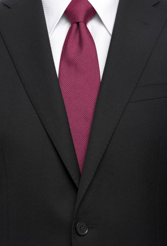 traje y corbata,traje,ropa,ropa formal,smoking,rosado