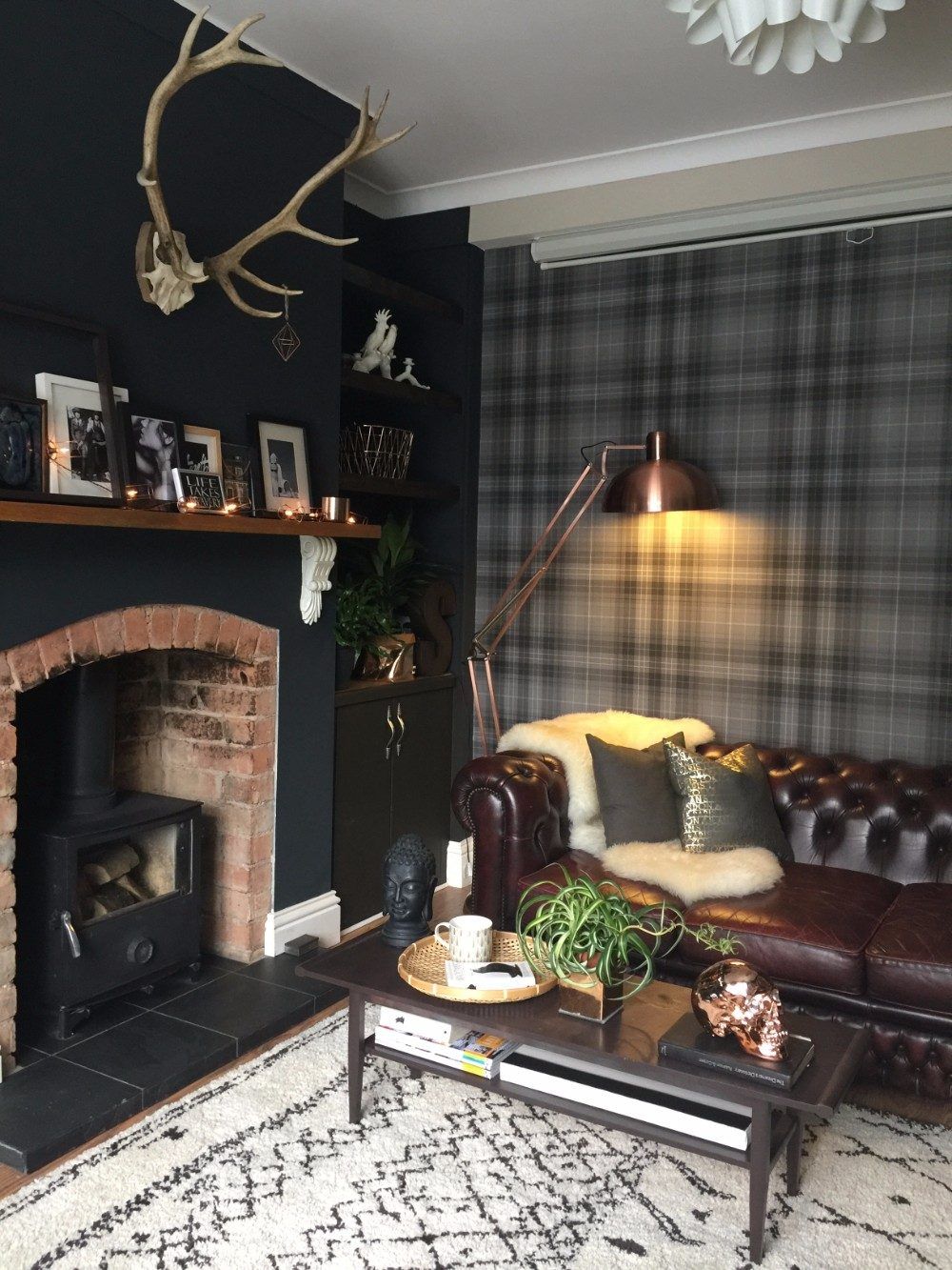 cream tartan wallpaper,living room,room,interior design,property,furniture