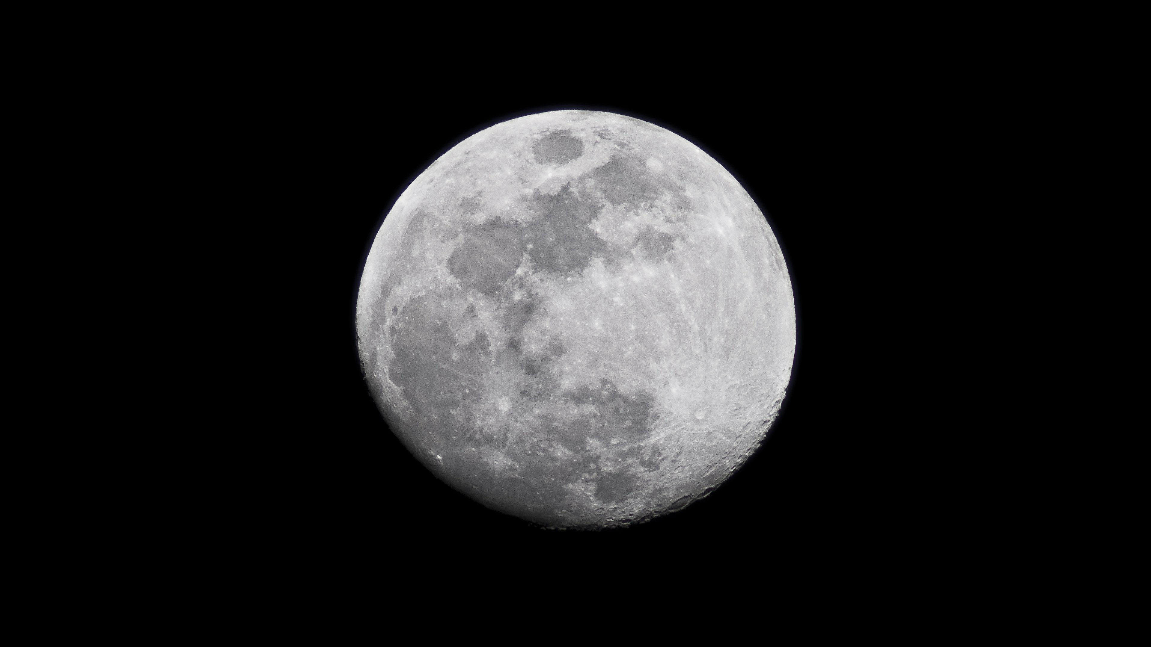 moon desktop wallpaper,moon,photograph,nature,monochrome photography,black and white