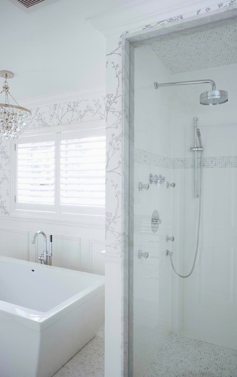 papel tapiz de baño de plata,baño,propiedad,habitación,pared,grifo
