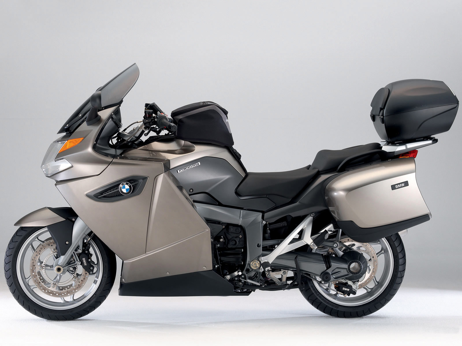 bmw motorcycle wallpaper,land vehicle,vehicle,motorcycle,motor vehicle,car