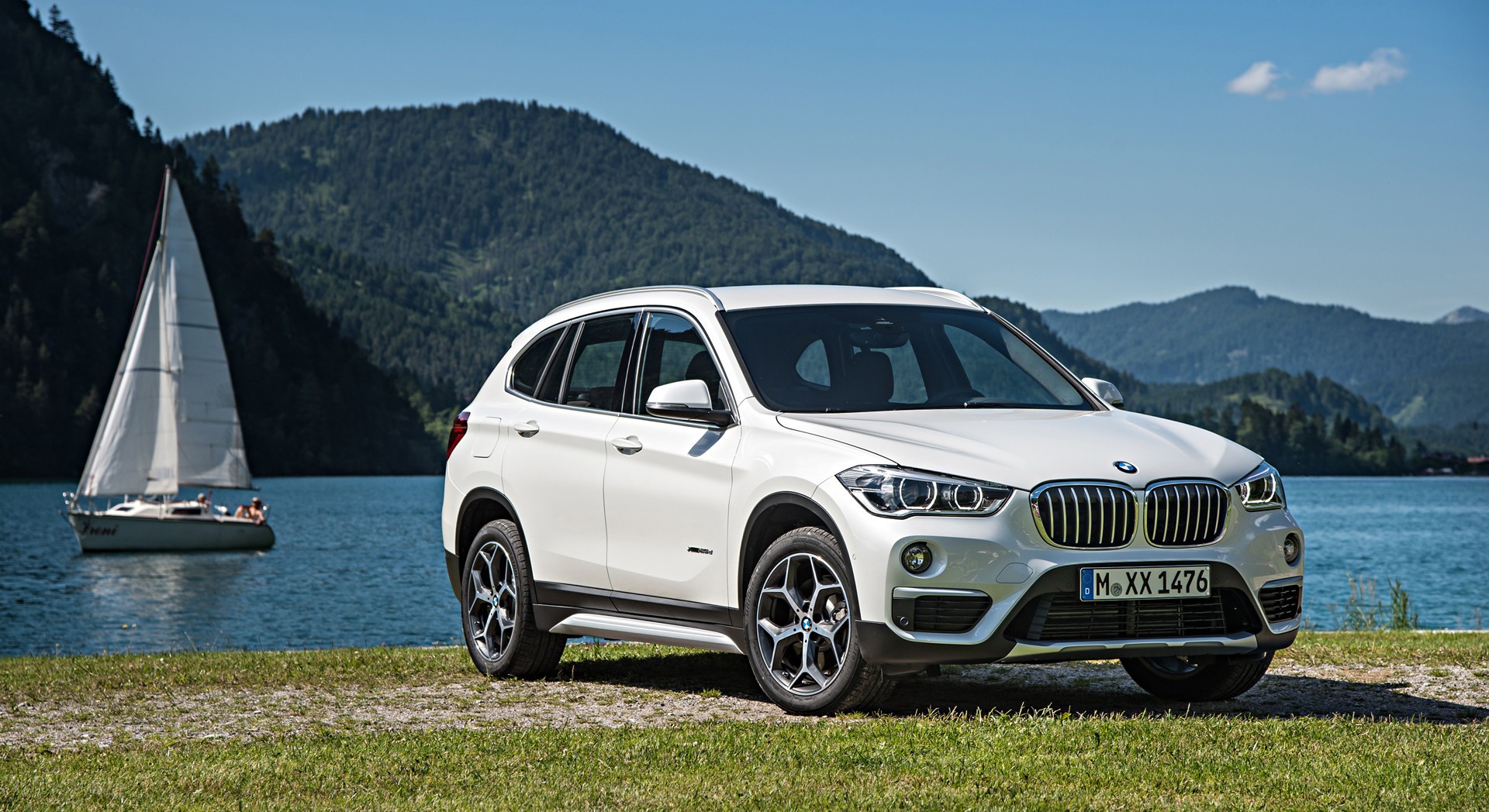 bmw x1 wallpaper,land vehicle,vehicle,car,motor vehicle,bmw