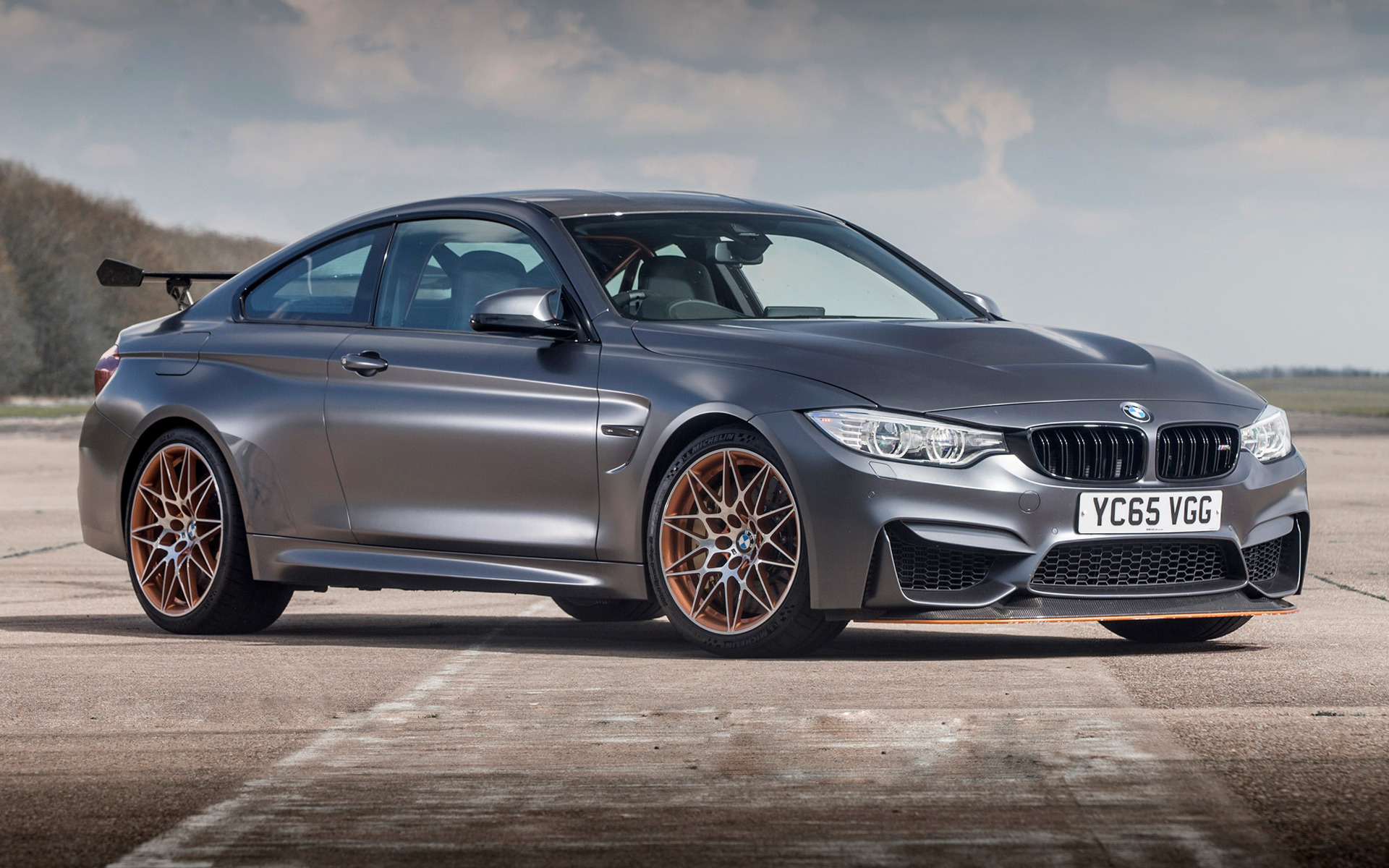 fond d'écran m4 gts,véhicule terrestre,véhicule,voiture,voiture de luxe personnelle,bmw