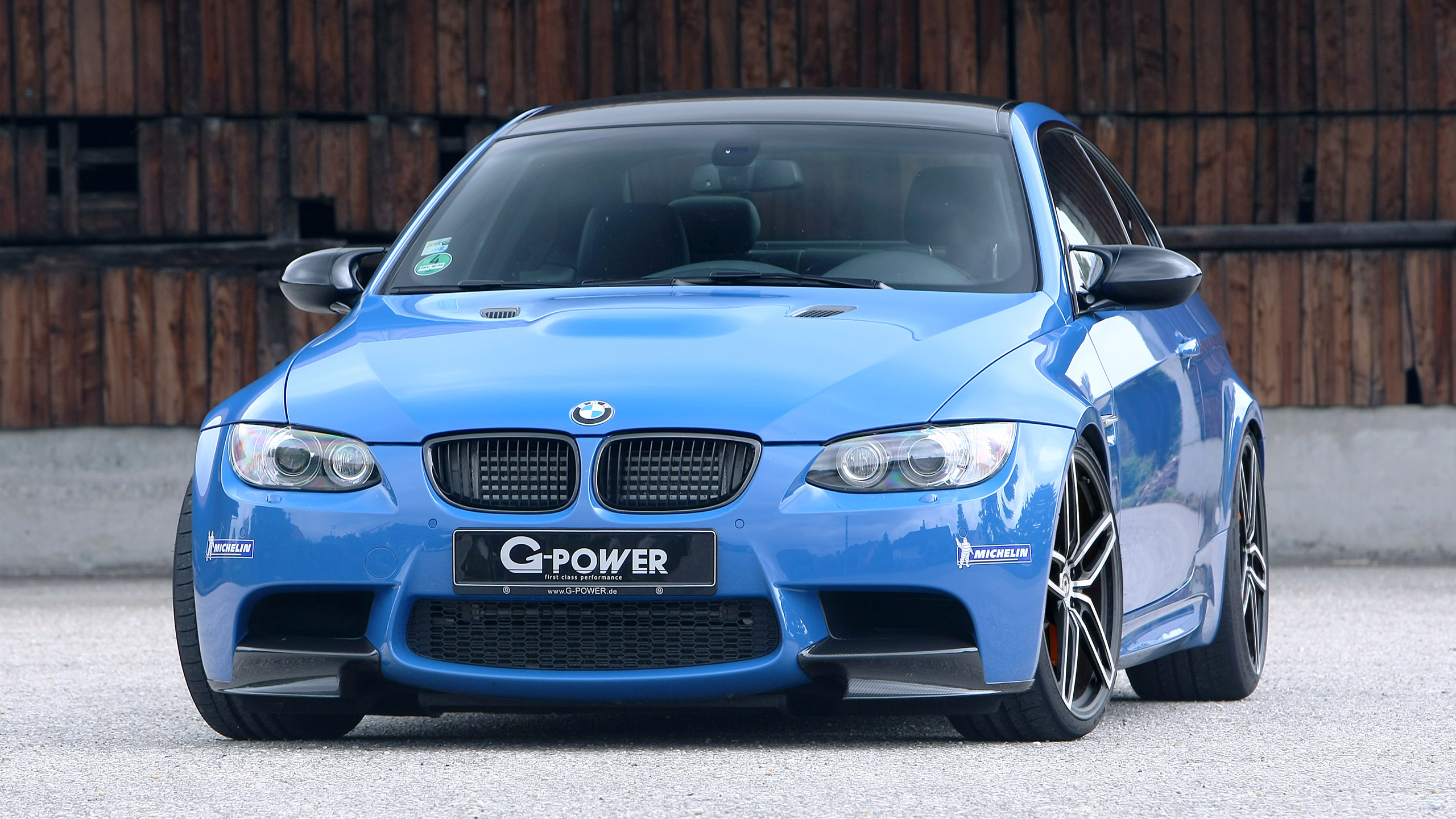bmw-m3-e92-v8-wallpaperuse