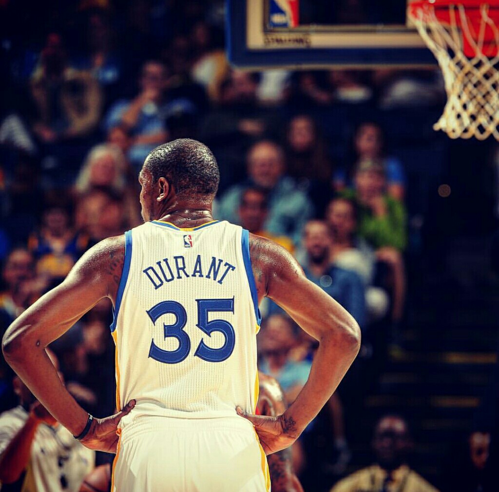 stephen curry y kevin durant fondo de pantalla,jugador de baloncesto,cancha de baloncesto,movimientos de baloncesto,baloncesto,baloncesto