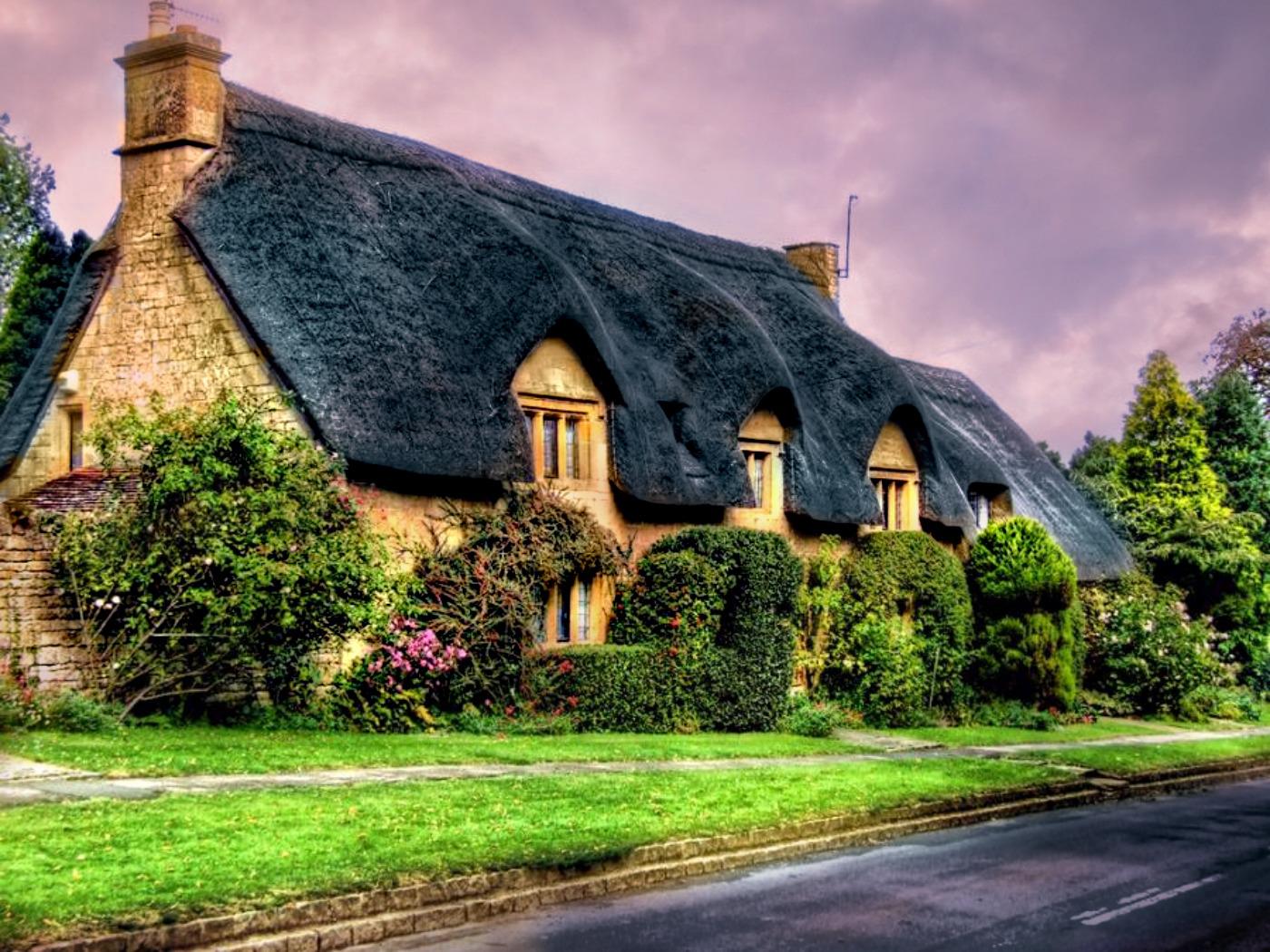 english cottage wallpaper,home,property,house,cottage,sky