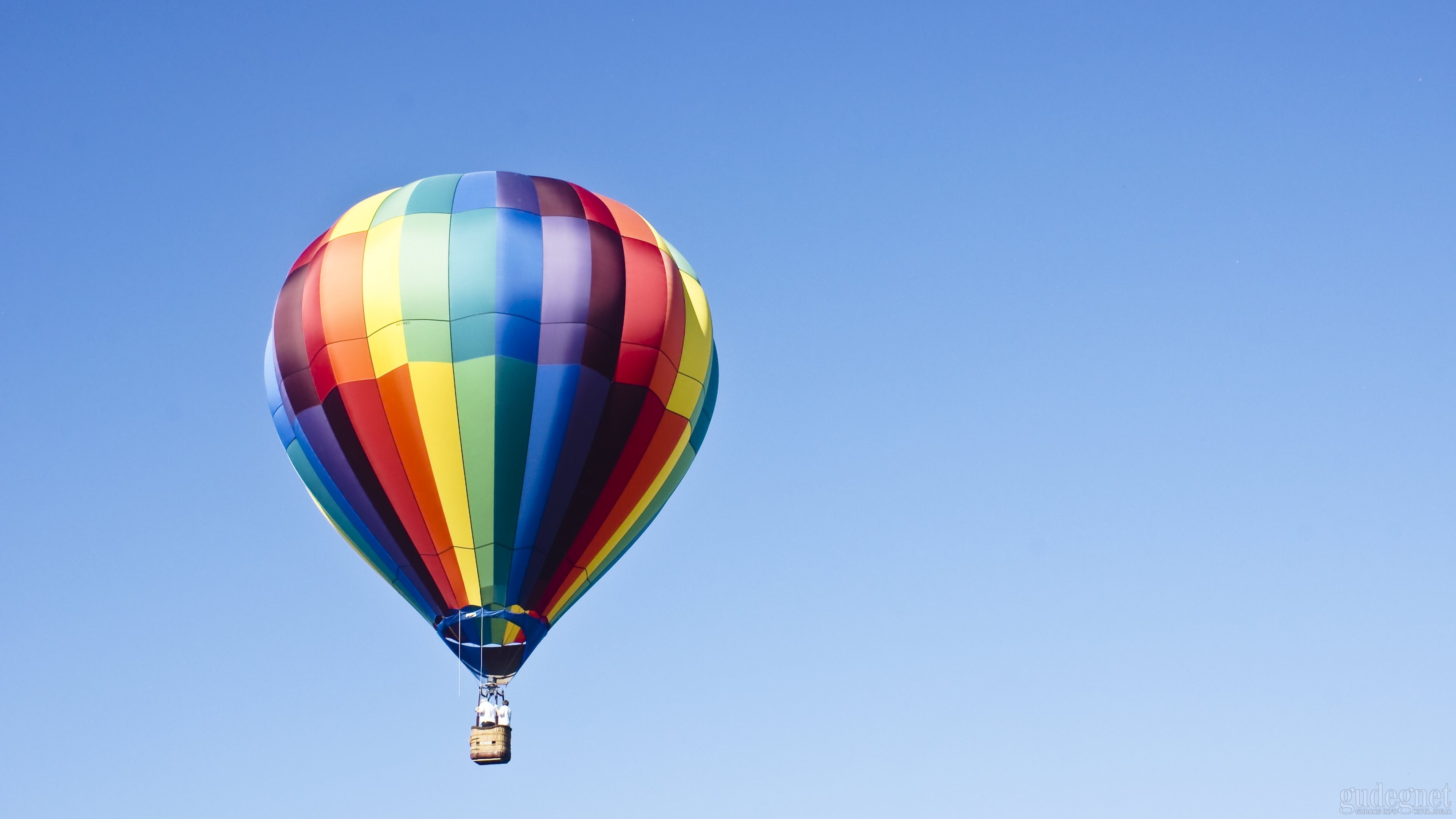 tapete balon udara,heißluftballon,heißluftballon fahren,himmel,tagsüber,ballon