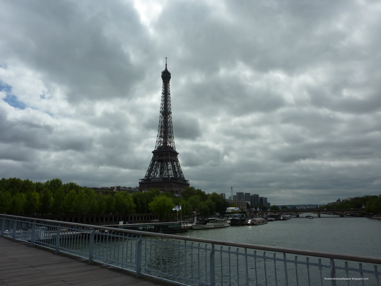 papel tapiz gambar paris,cielo,torre,nube,río,agua