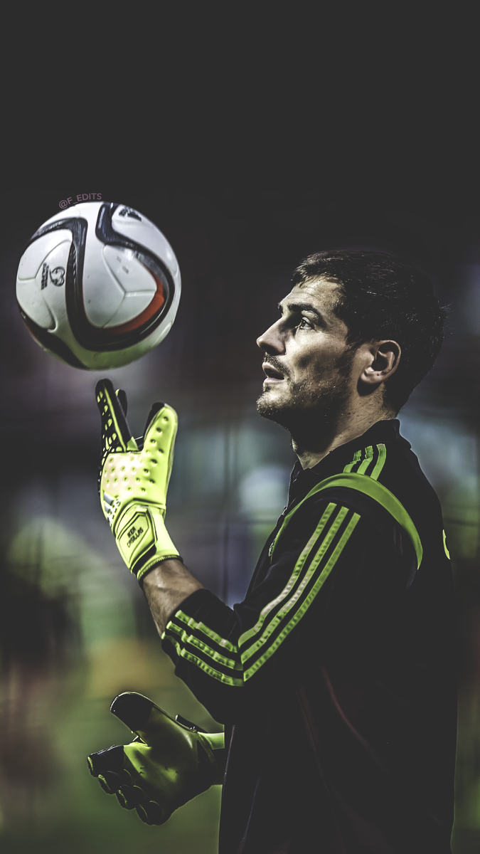 casillas wallpaper,player,football player,football,international rules football,sports equipment