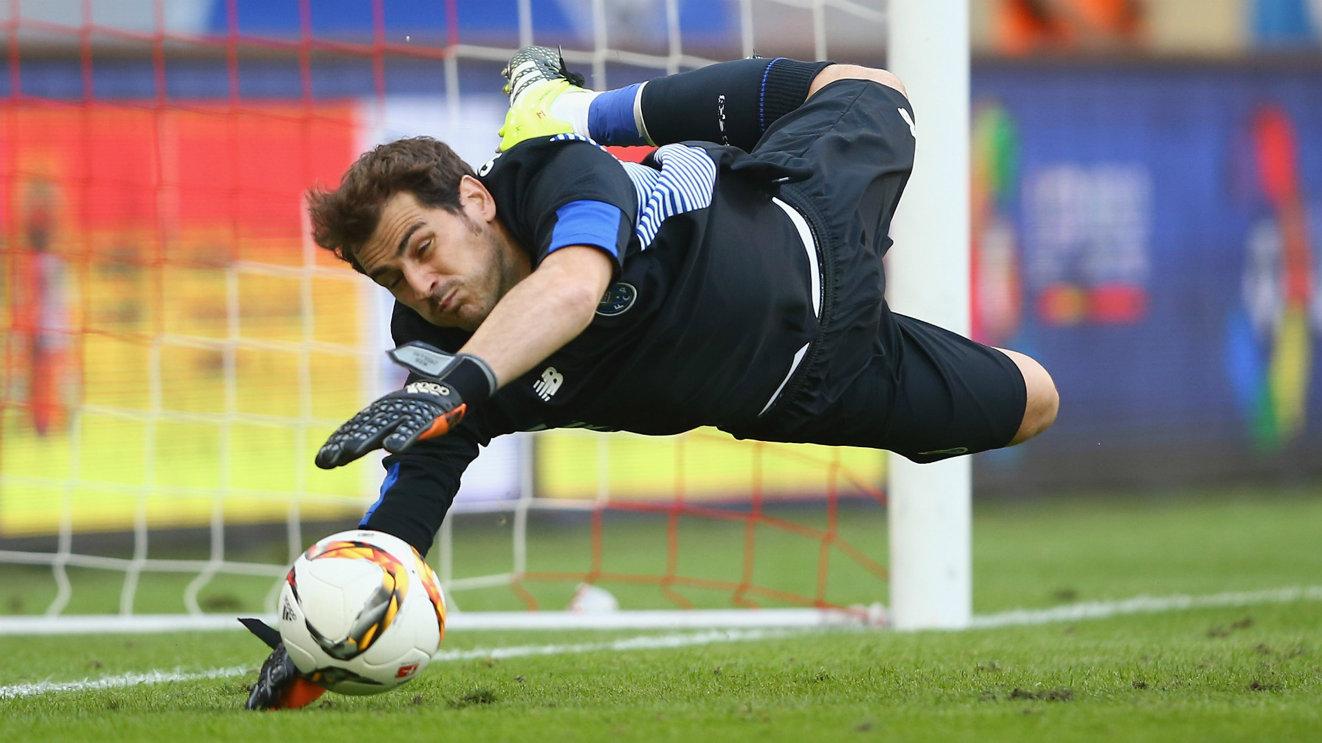 casillas wallpaper,player,sports,football player,team sport,ball game