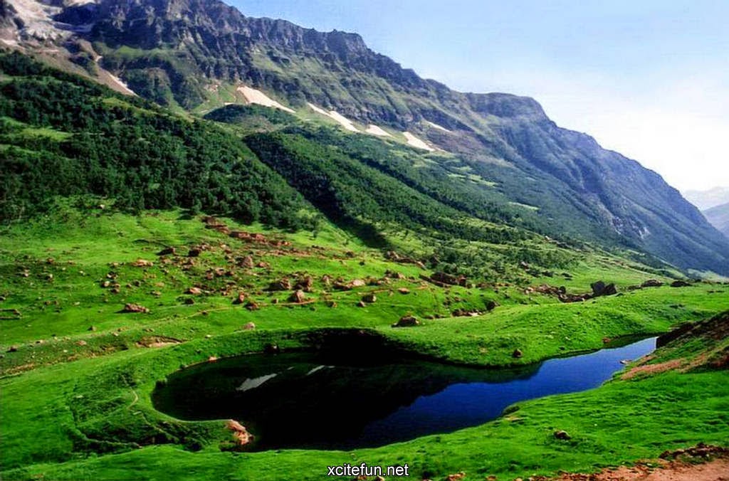 carta da parati vera natura,paesaggio naturale,montagna,natura,stazione di collina,valle