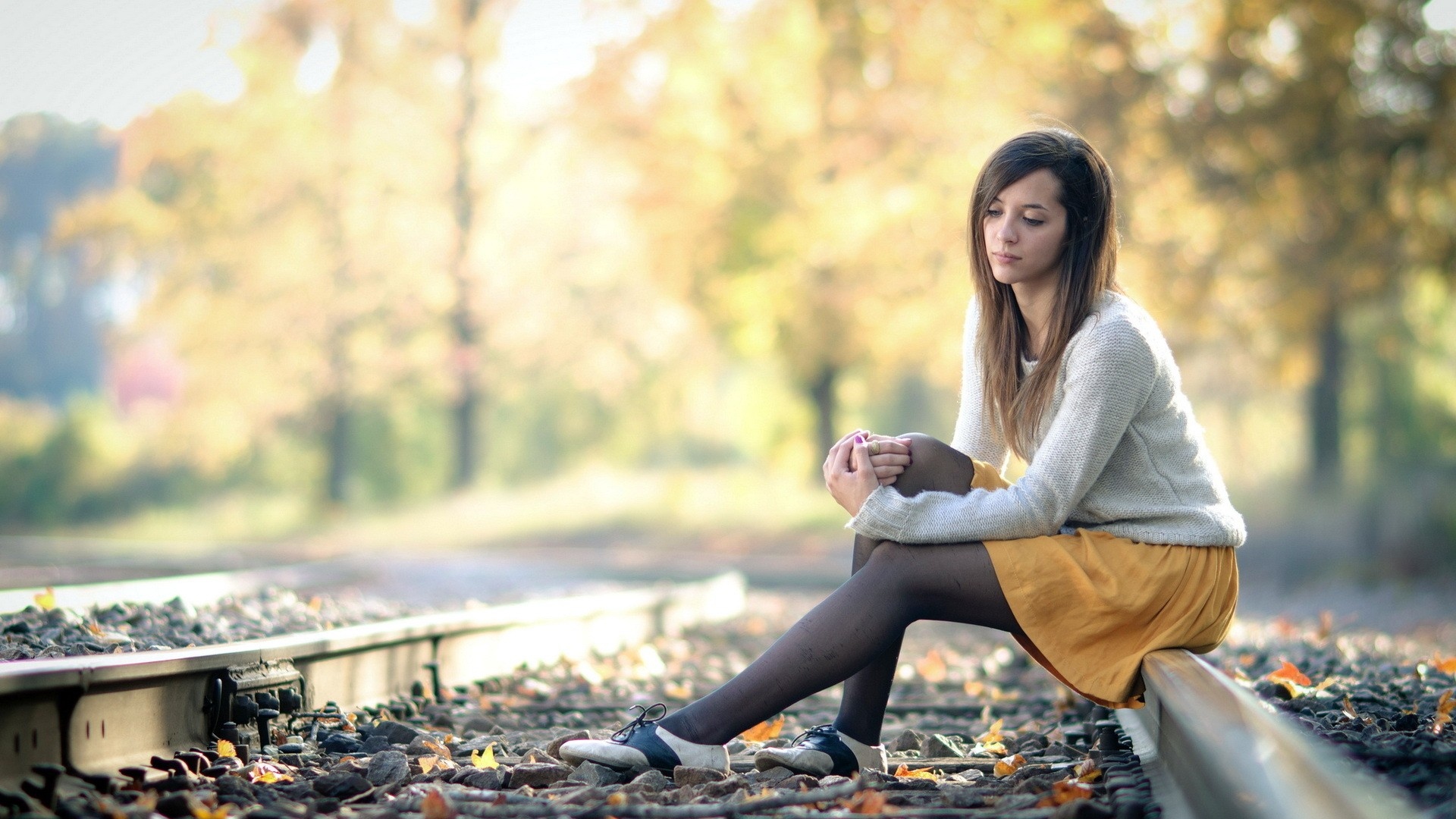 style girl wallpaper,people in nature,photograph,beauty,sitting,autumn