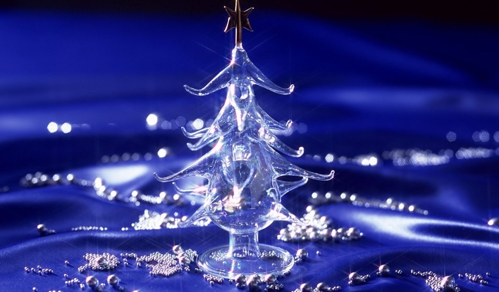 cool christmas wallpapers,water,christmas tree,christmas decoration,christmas ornament,christmas eve