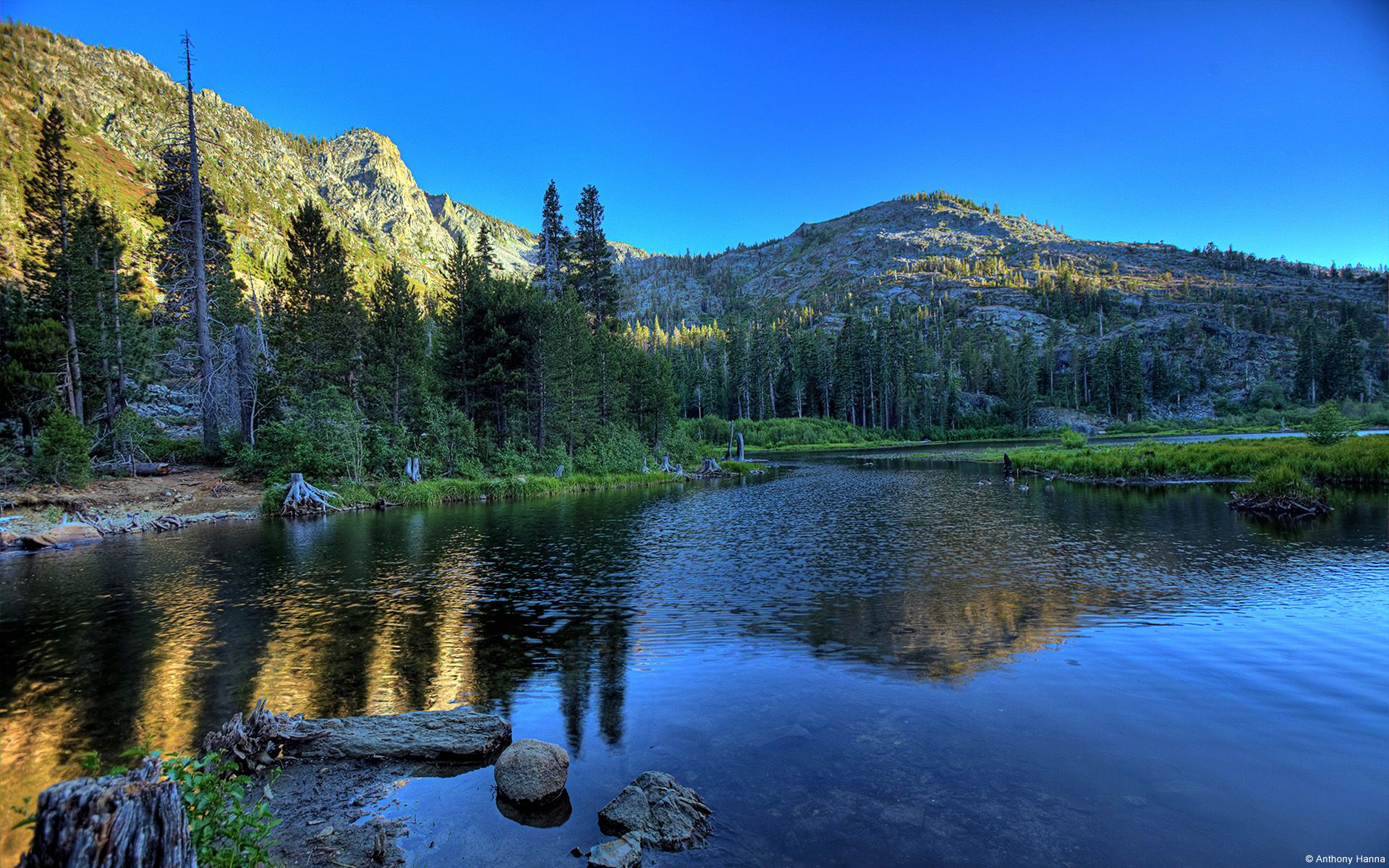 windows 10 sperrbildschirm wallpaper herunterladen,gewässer,natürliche landschaft,natur,betrachtung,tarn