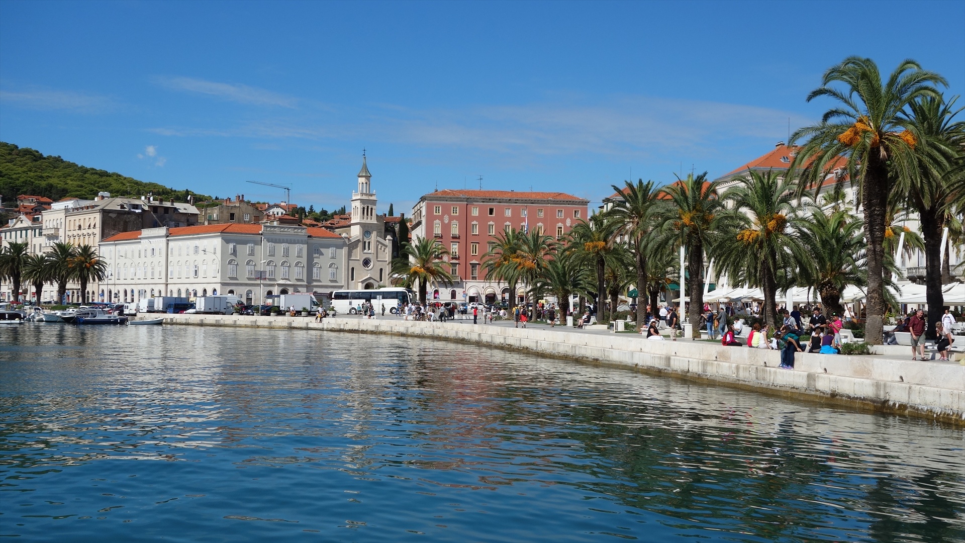 split wallpaper,town,waterway,human settlement,city,tourism