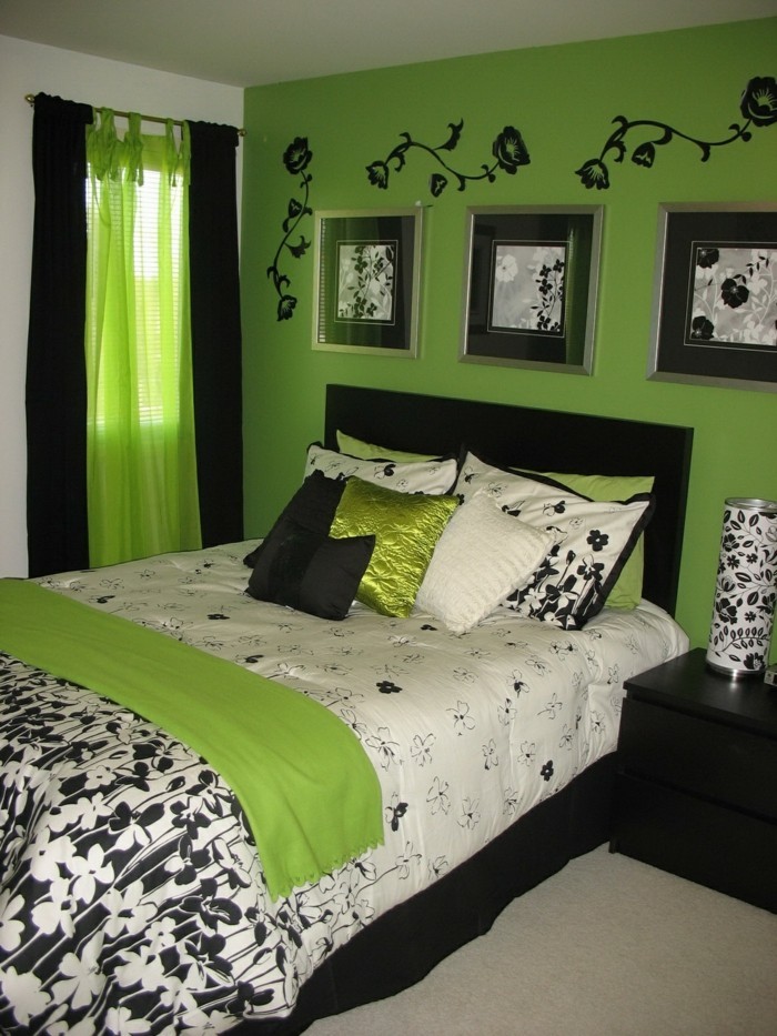 wallpaper and paint combination ideas,bedroom,bed sheet,bed,green,room