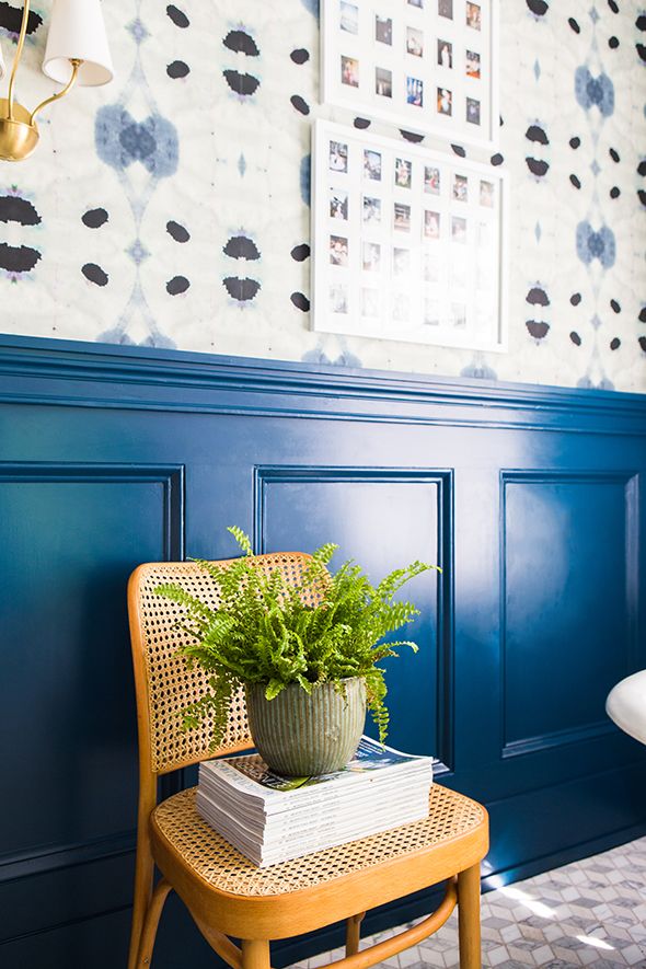 ideas de combinación de papel tapiz y pintura,azul,habitación,diseño de interiores,sala,mueble